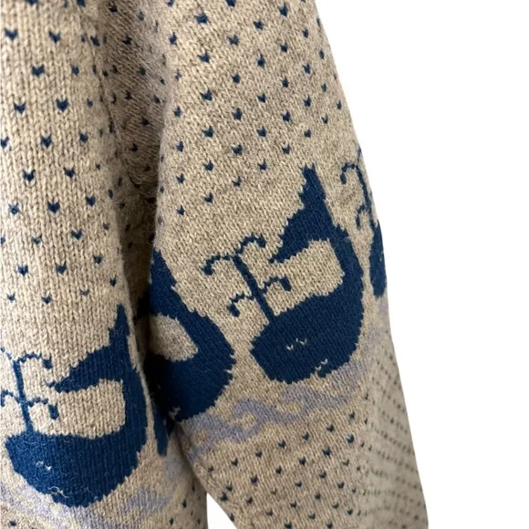Patricia Buck Maine Knitted Sweater Size L Blue Spouting Whales Silver Buttons - Picture 4 of 5